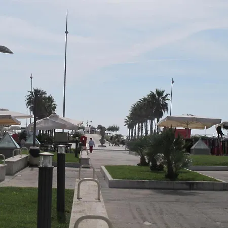 Dei Fiori By Interhome Lido di Camaiore