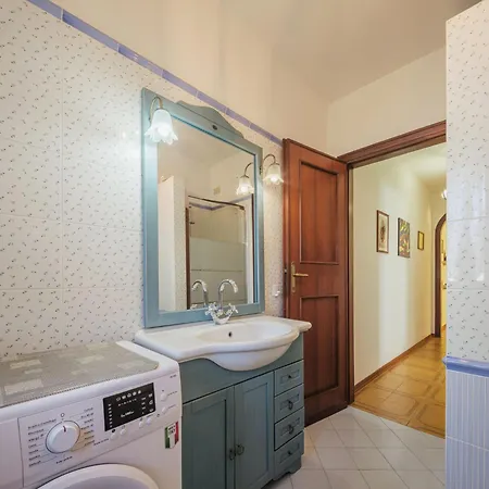 Dei Fiori By Interhome * Lido di Camaiore